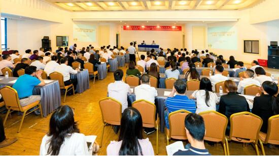 埋头赶路，也要抬头寻道